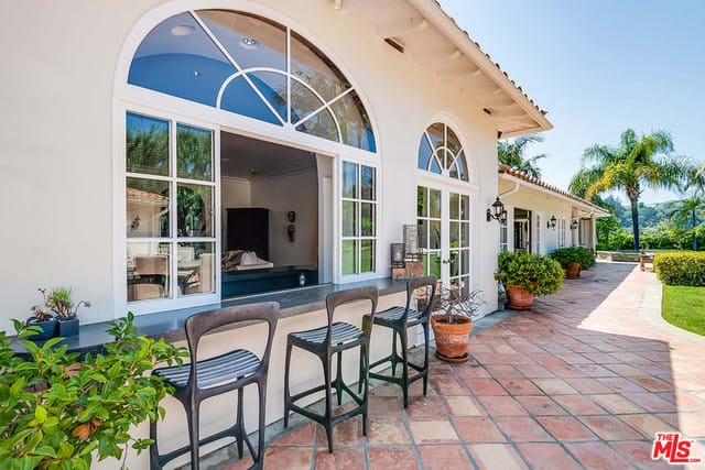 Villa Grove