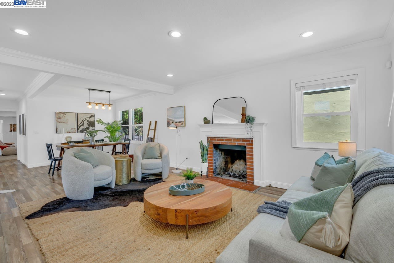 4001 Maybelle Ave