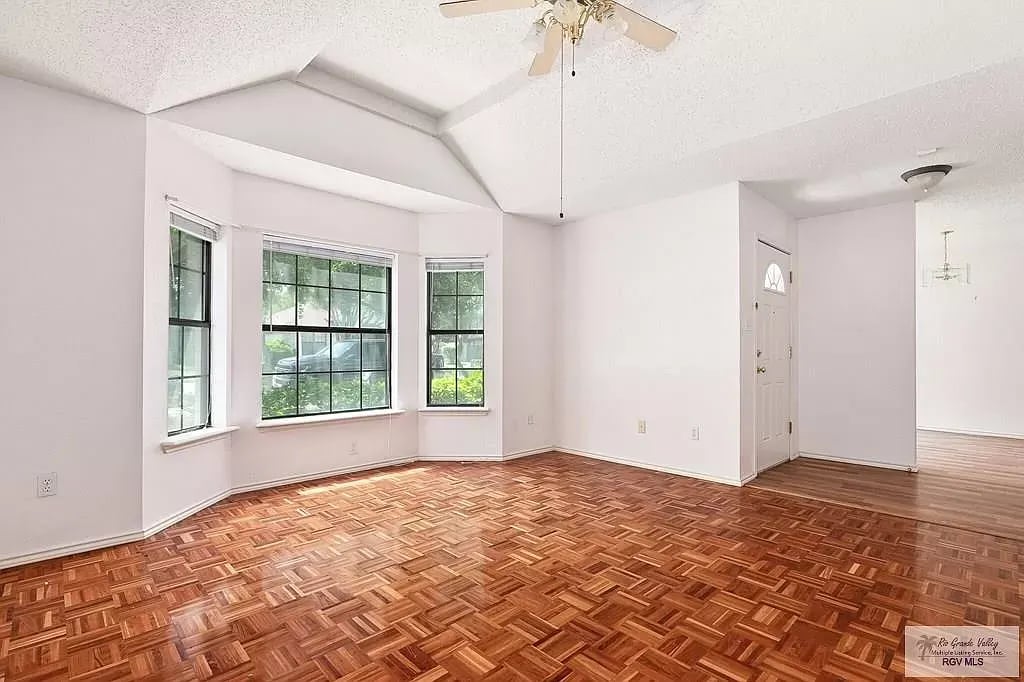 24101 Augusta Dr