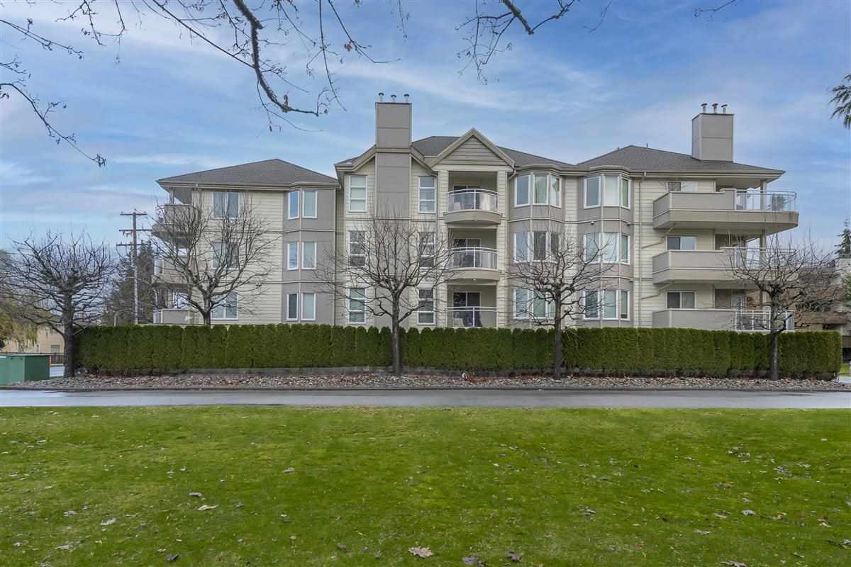 204-7200 Gilbert Rd
