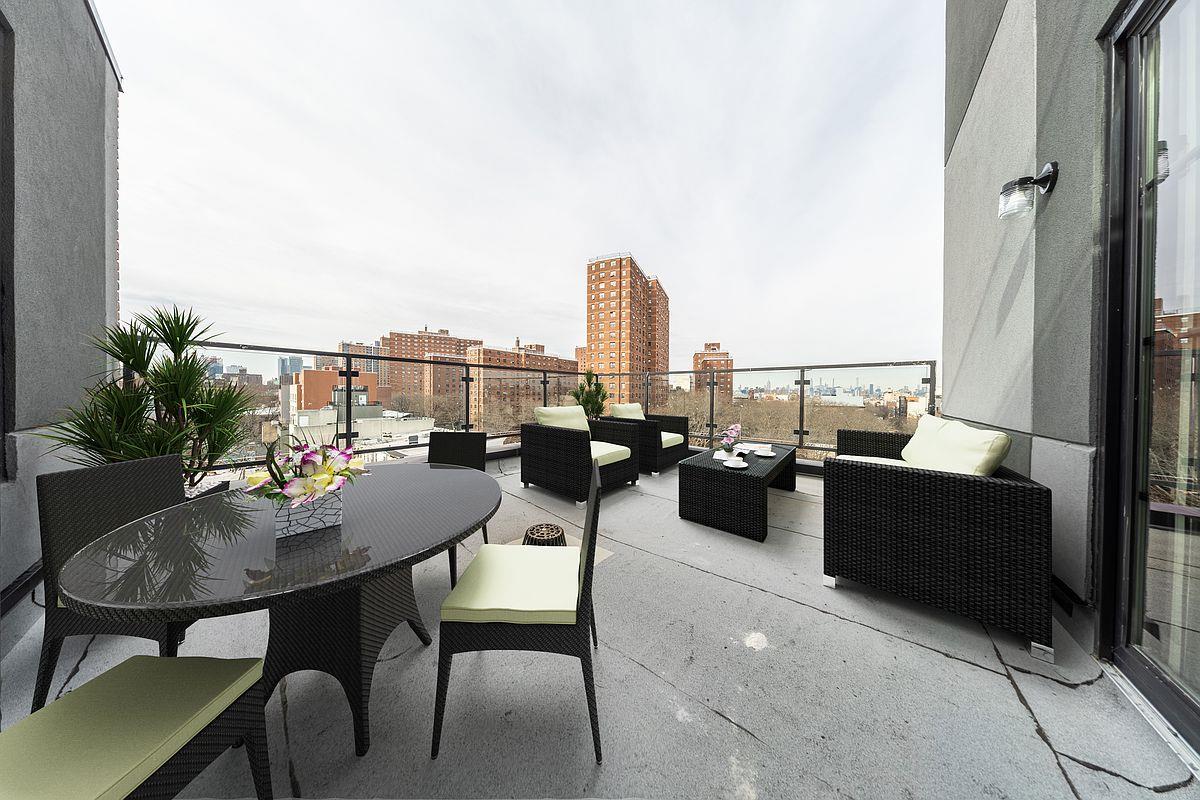 311 Franklin Avenue, Apt 6-A