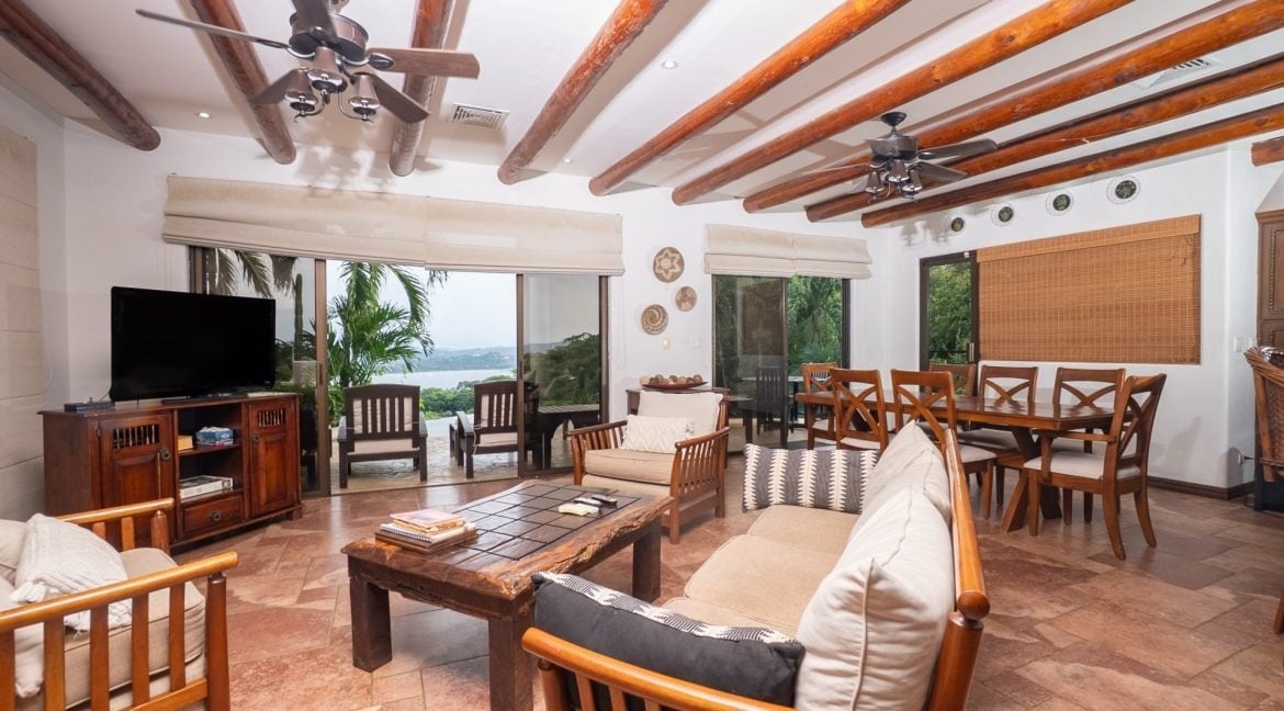 Hacienda Style Infinity Pool Villa, Flamingo, Guanacaste