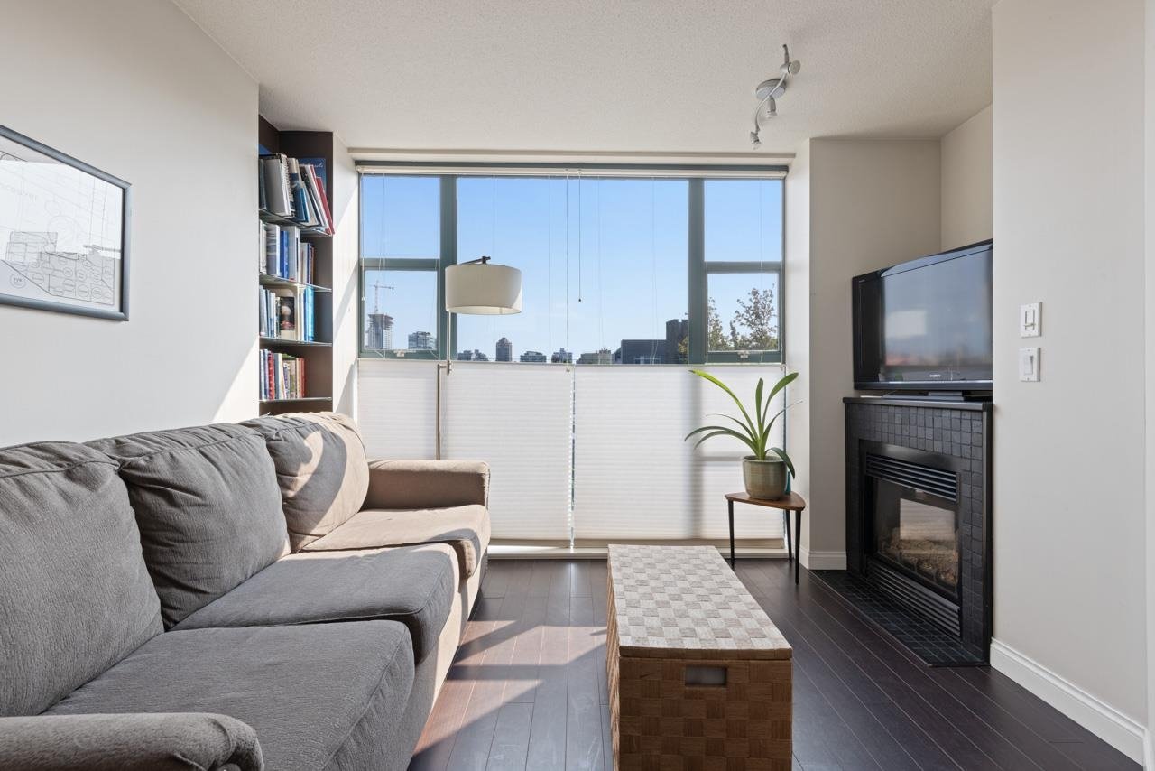 411-1630 W 1st Avenue, Vancouver