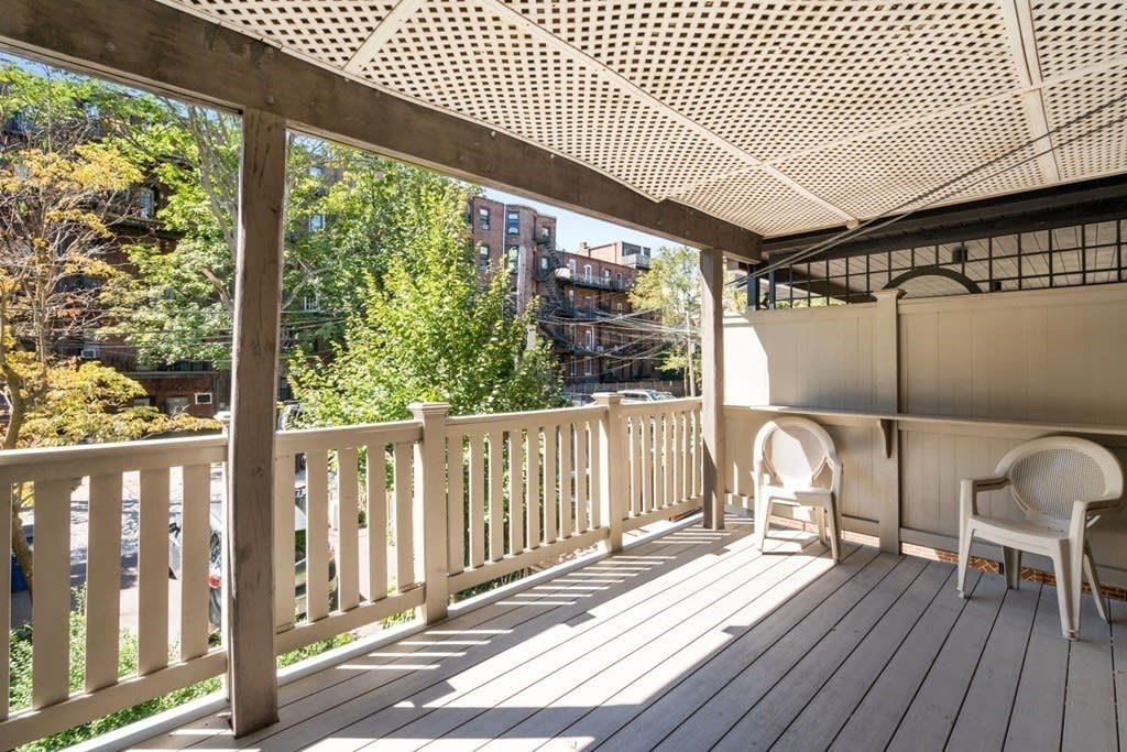 24 Braddock Park, #1