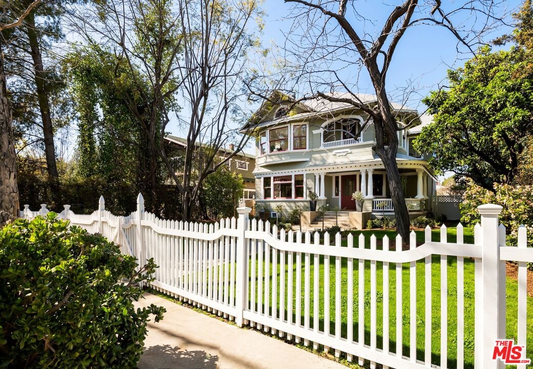 Historic Highland Park Bungalow