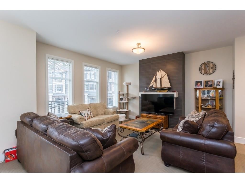 10-45390 Vedder Mountain Rd