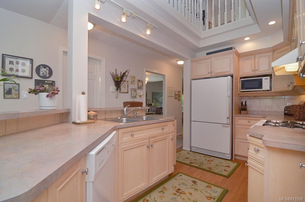 3985 Blenkinsop Rd