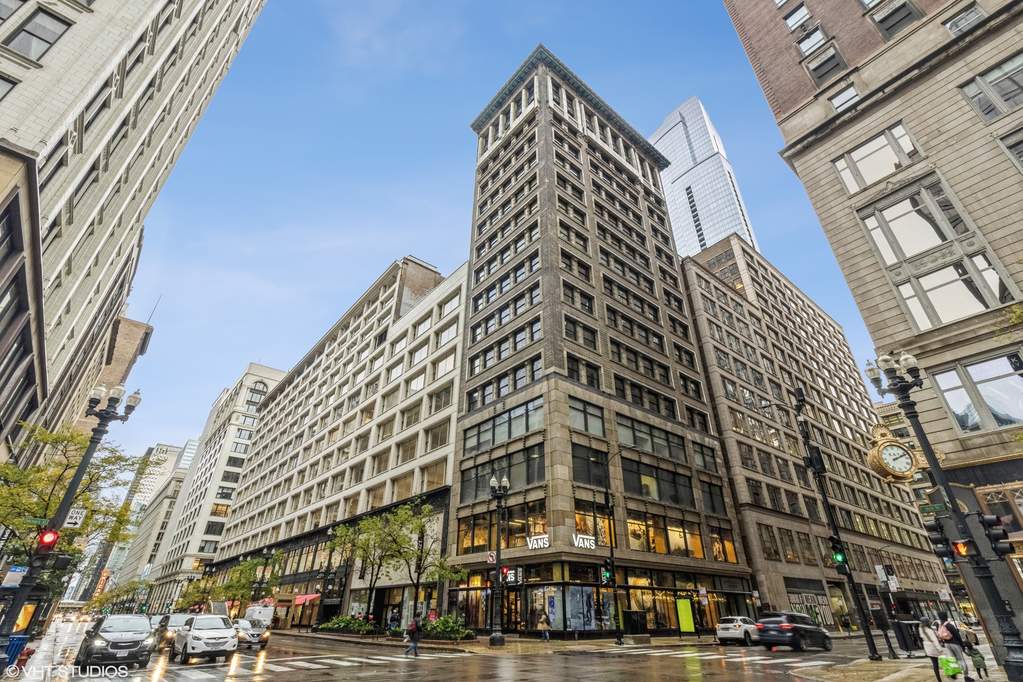 6 E Monroe St #1403