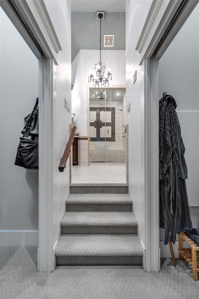 16170 31 Ave
