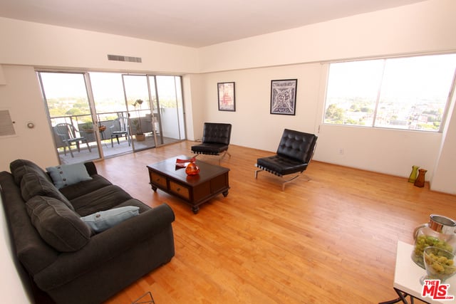 1155 North La Cienega Boulevard, Unit 808