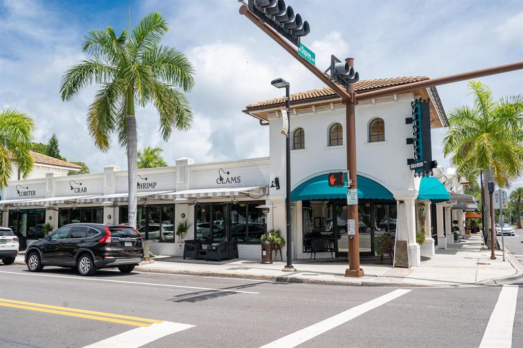 1734 Bahia Vista St