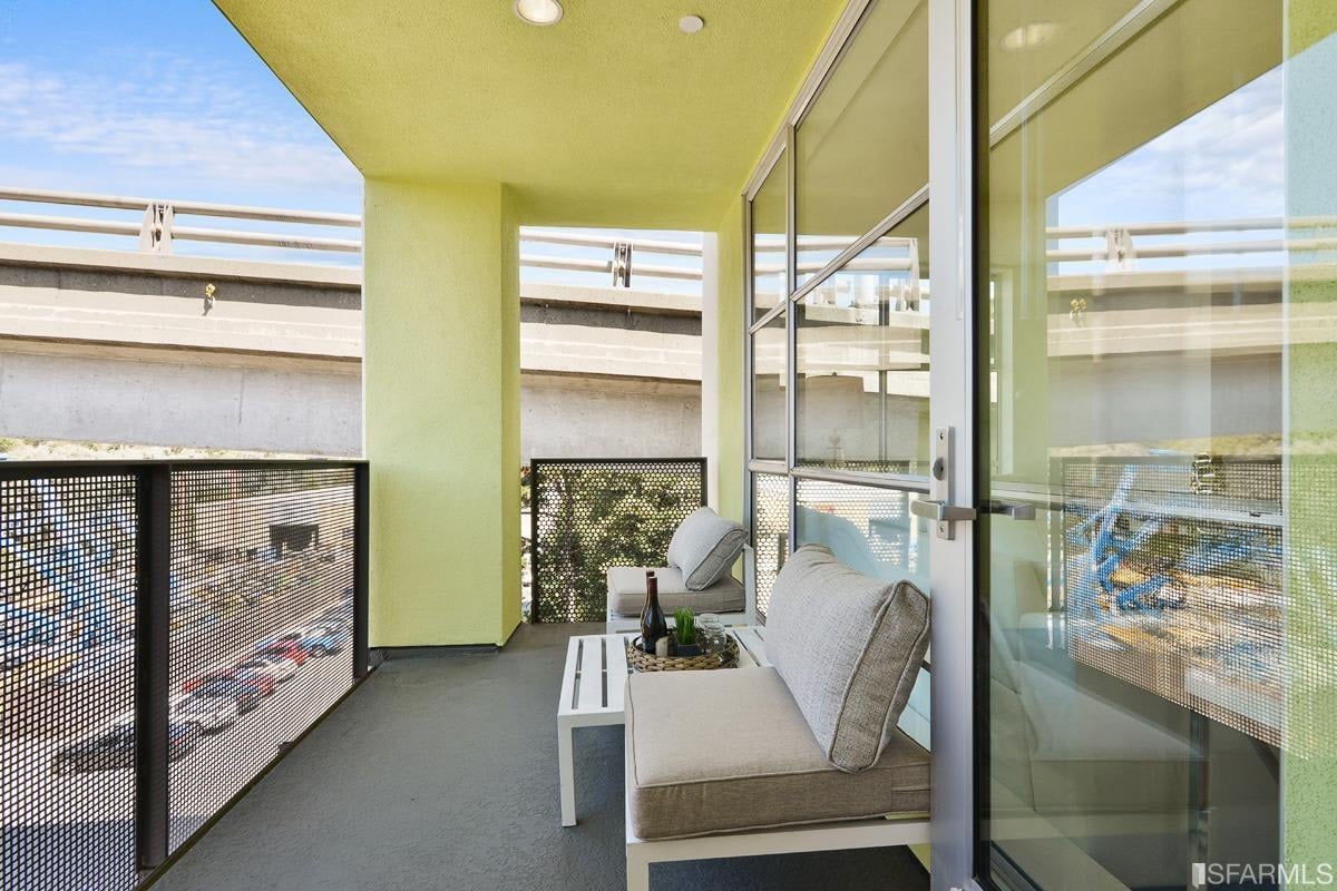 801 Indiana St, #564