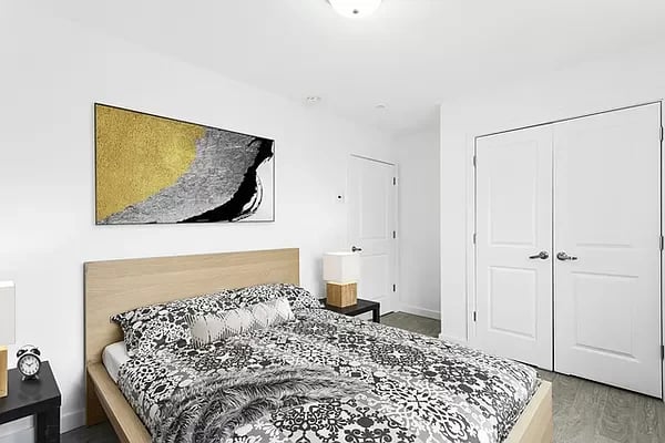 3016 Brighton 5 St. Unit: 2-D