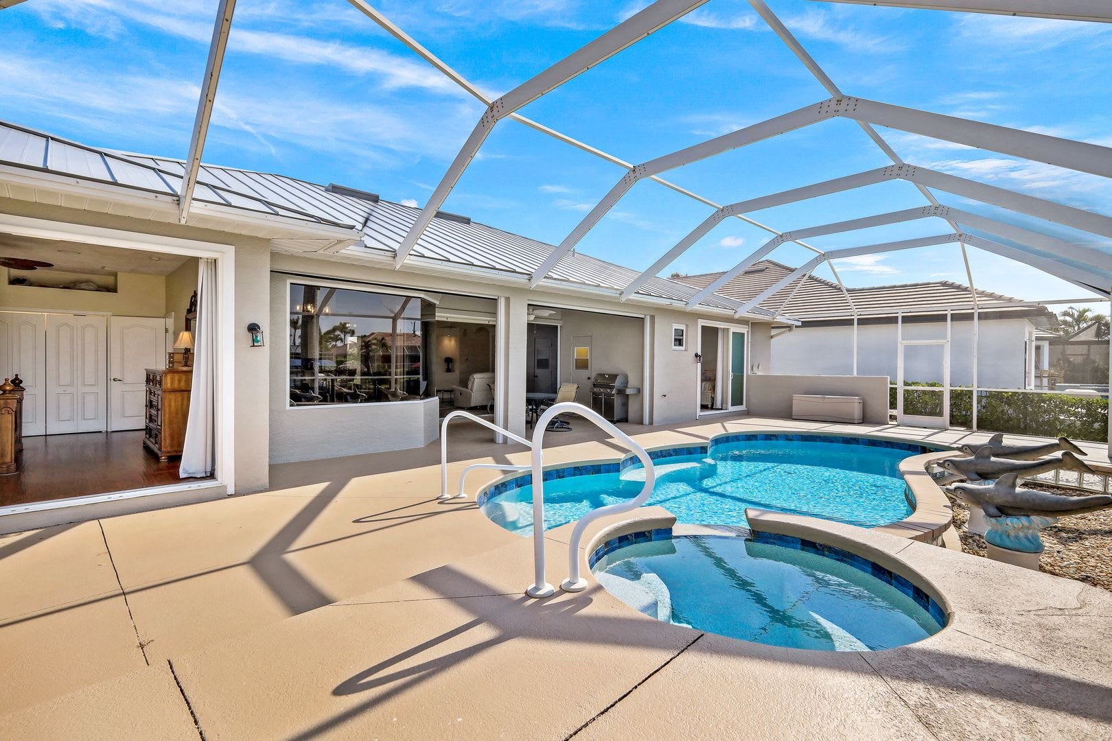 1908 SW 53rd Lane