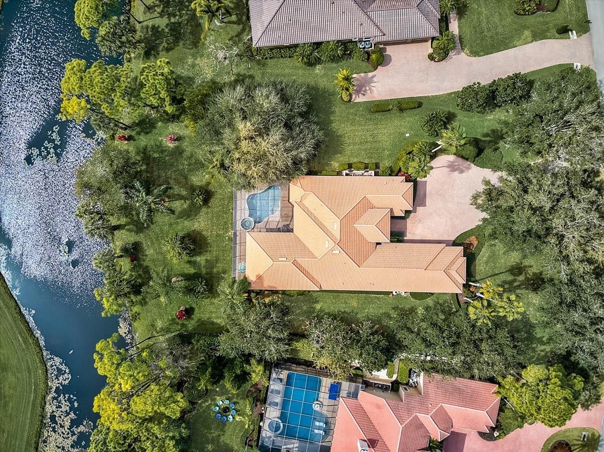 607 N Macewen Dr