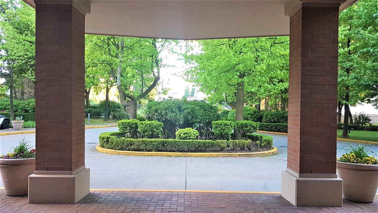 902-4657 Hazel Street, Burnaby