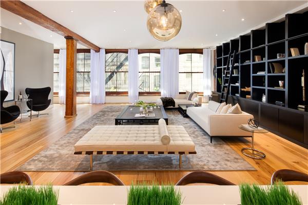 88 Franklin Street, Apt 4