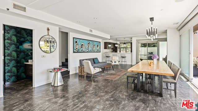 125 Pacific St #1
