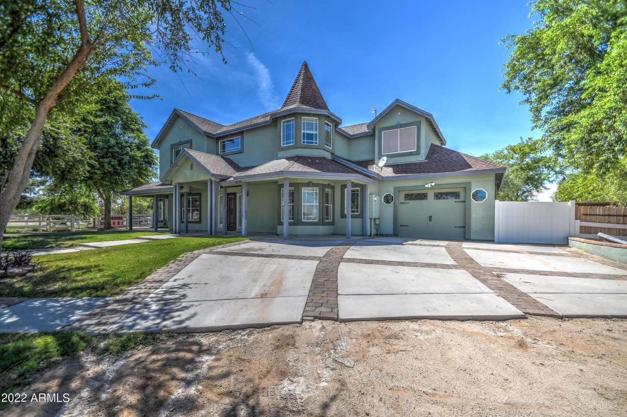 26216 S 194th St