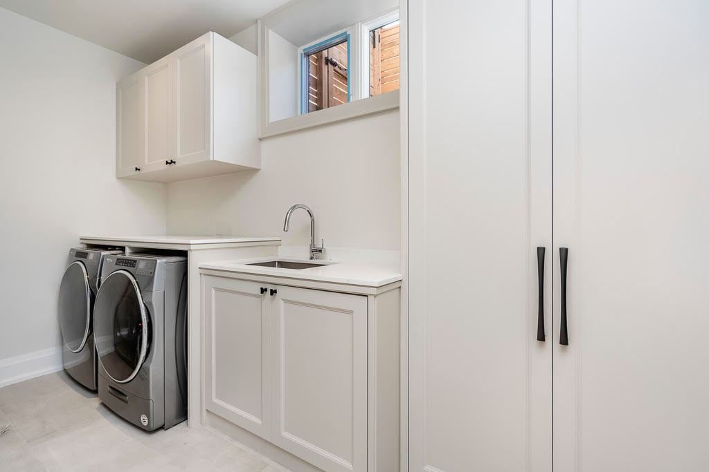 Sold: Experience The Epitome Of Luxury Living