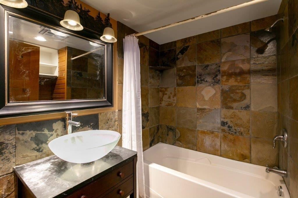 8637 Drifter Wy