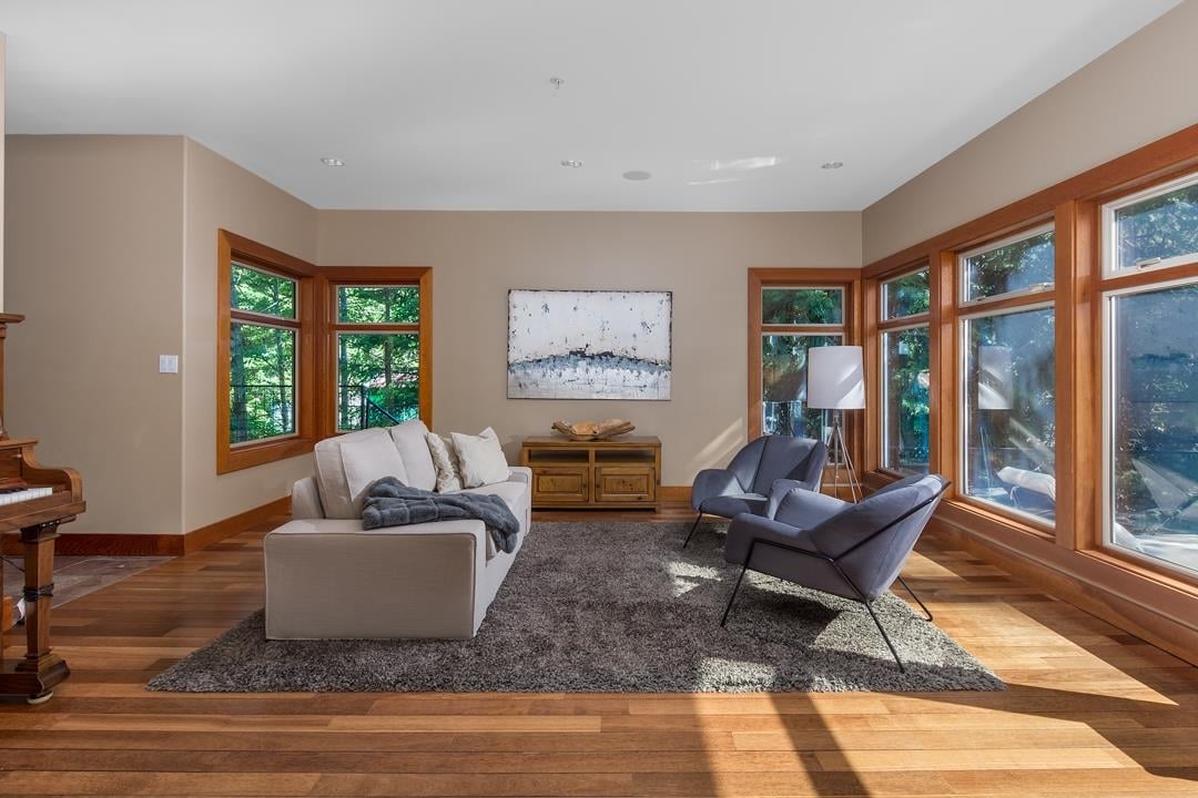 4-40781 Thunderbird Ridge