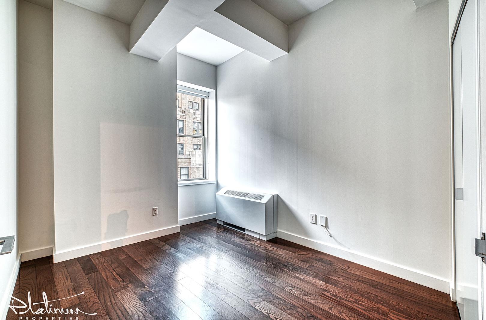 116 John Street, Apt 2902