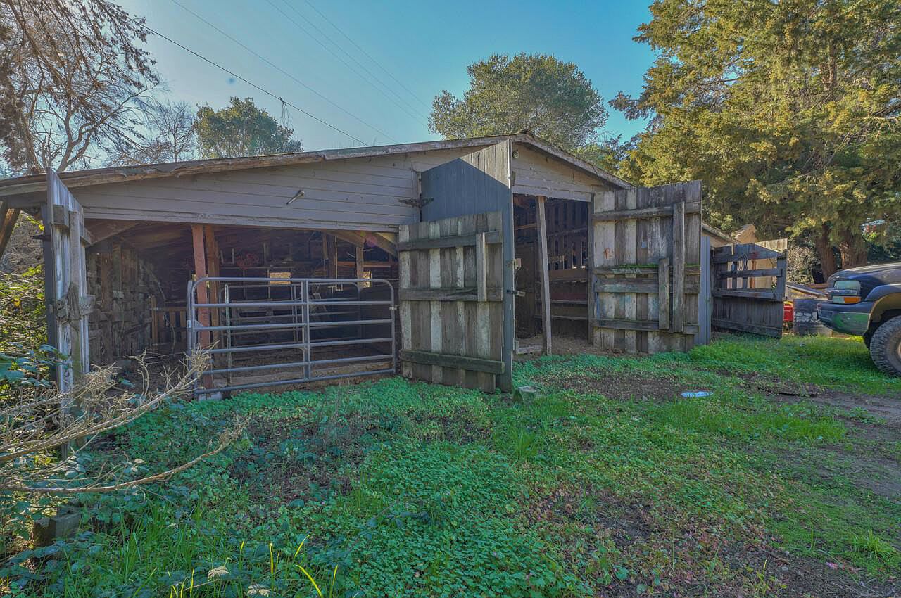 1084 San Miguel Canyon Rd