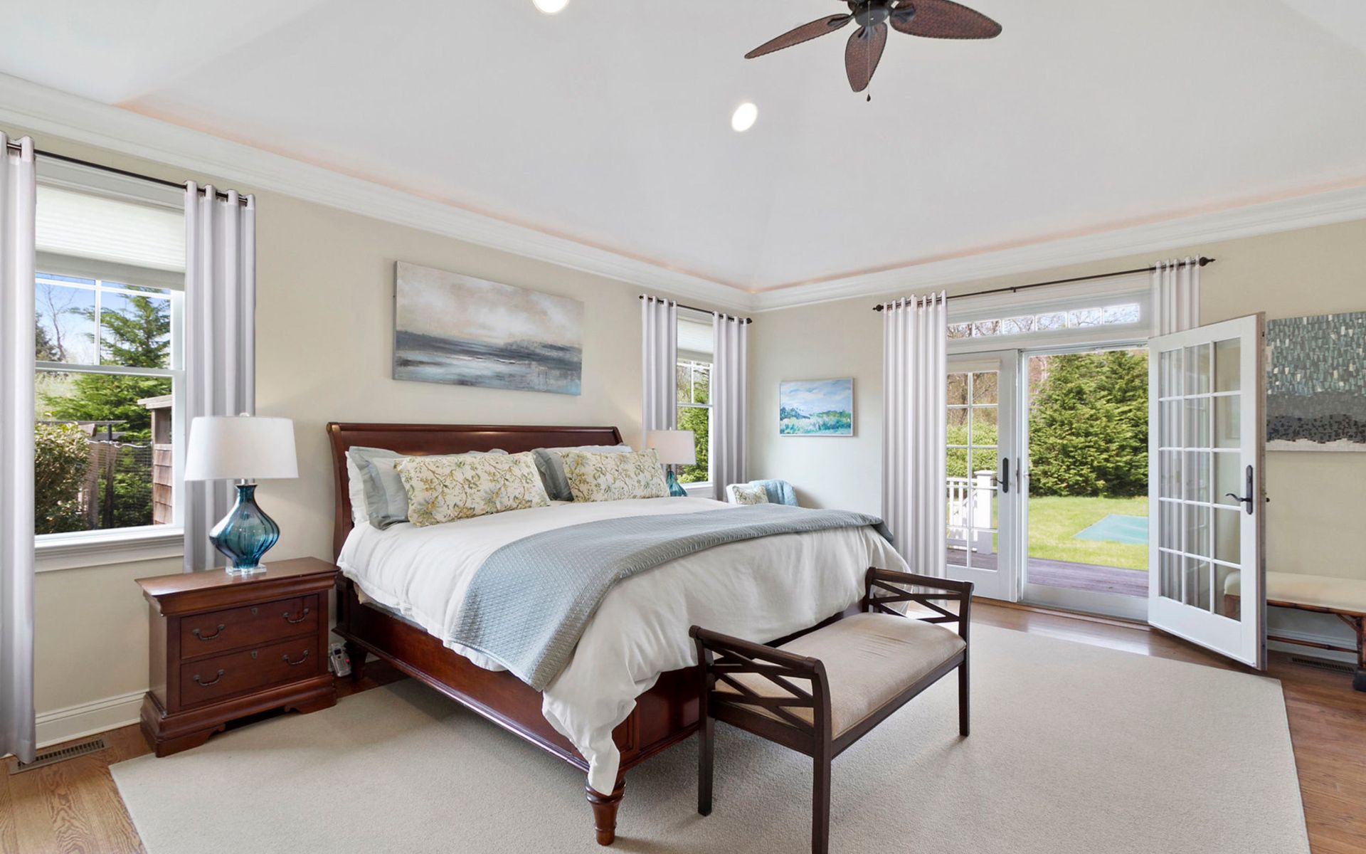 270 Ferry Rd