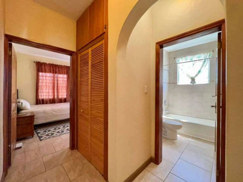 685 Paraquita Bay 2 Bedrooms