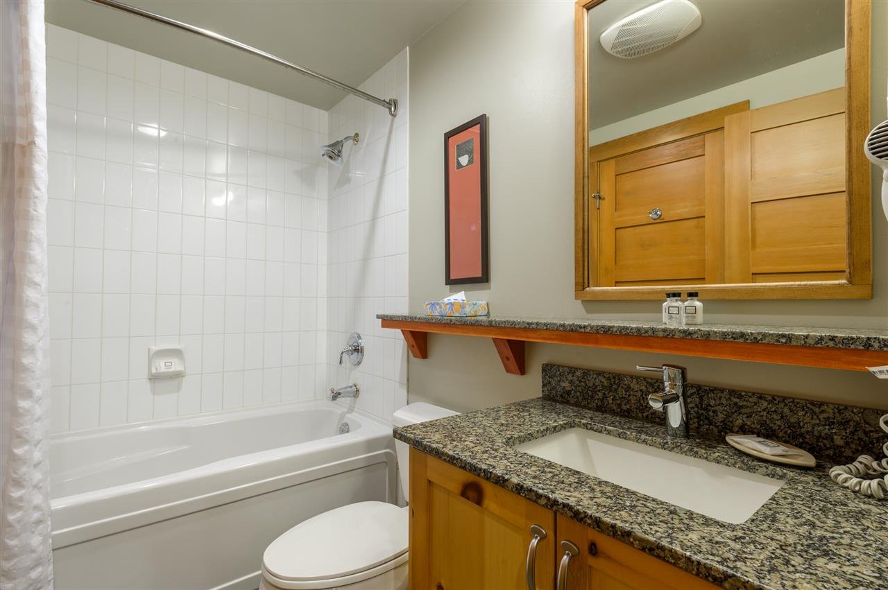 207C-2036 London Ln