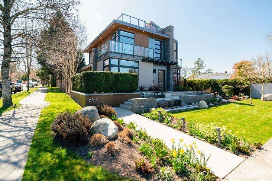 606 W 27th Ave