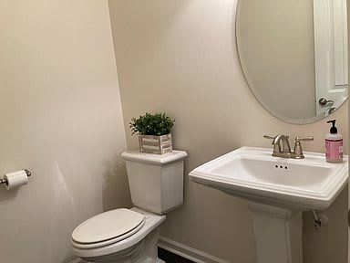 4008 Reedybrook Crossing