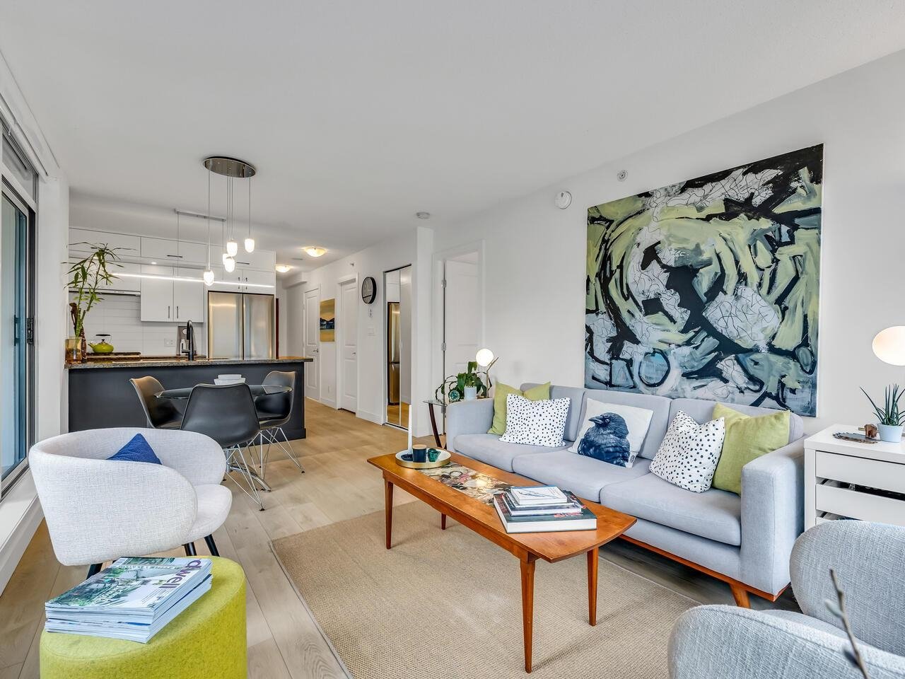 301-1650 W 7th Ave