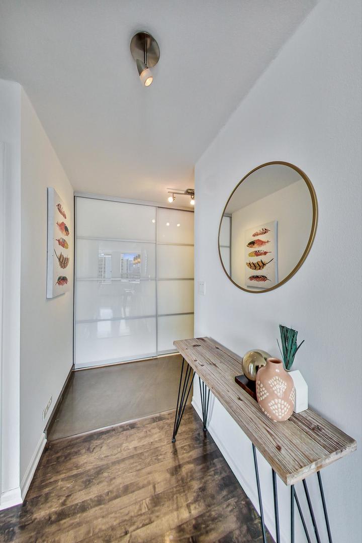 1355 N Sandburg Ter (No. 2501D)