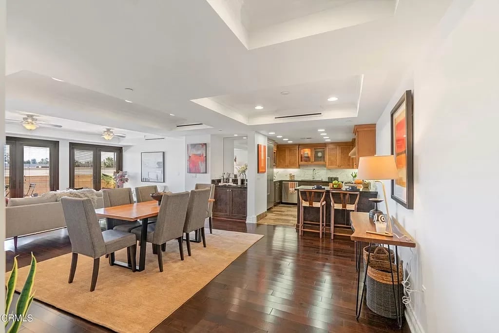 250 S De Lacey Ave #208A