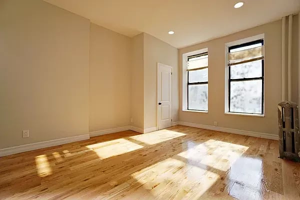 143 Halsey Street Unit: 3