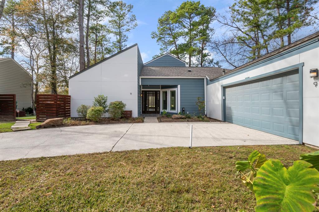 9 N Autumnwood Way