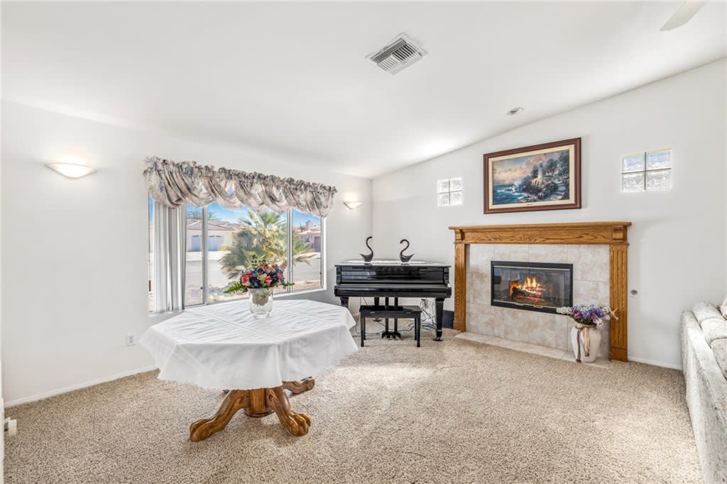 1525 Sonora Ct