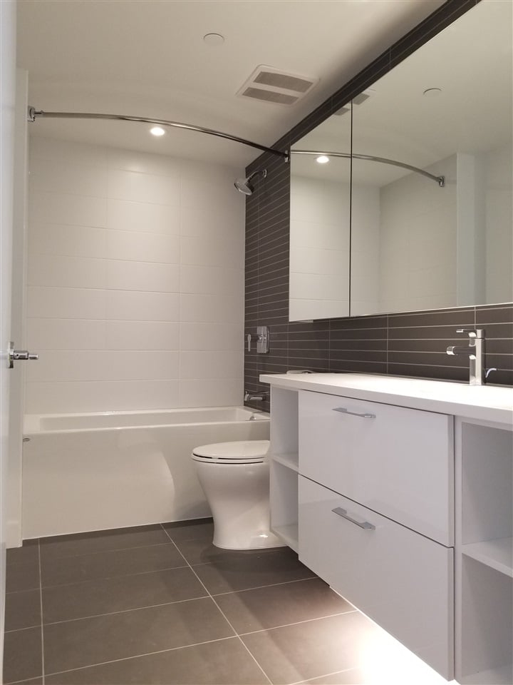615-3557 Sawmill Cres
