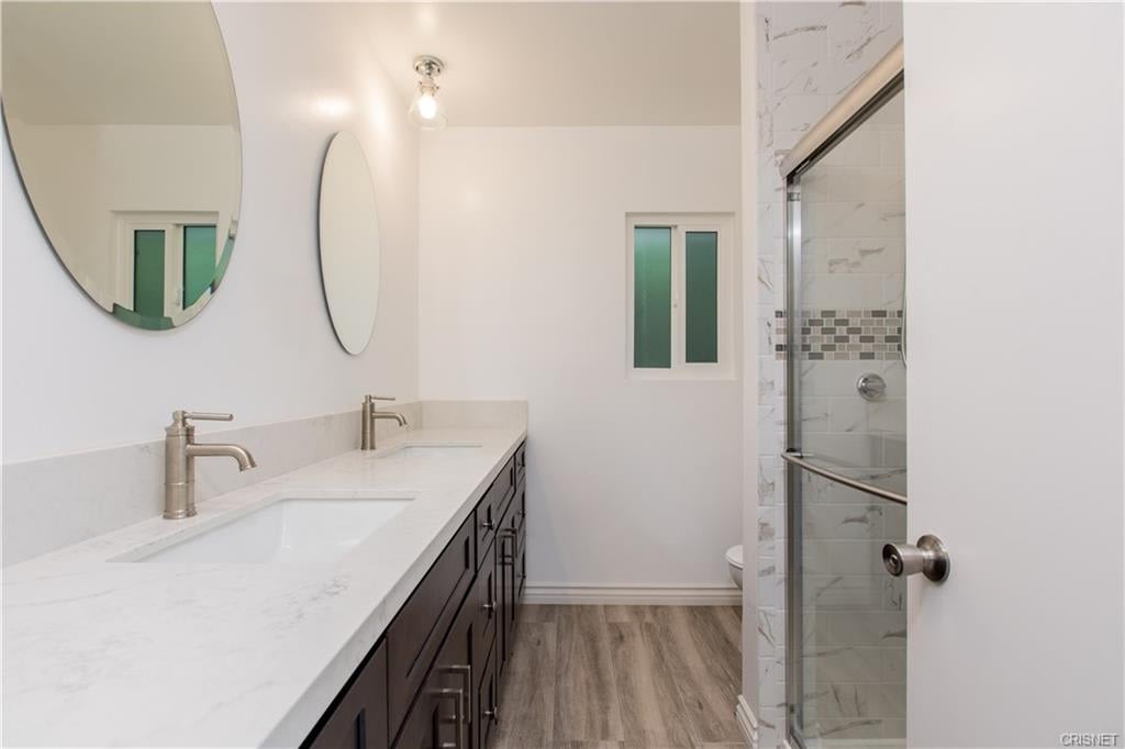 16834 Klee St Northridge, CA