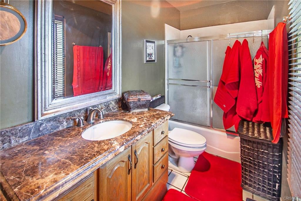 10861 Moorpark St 205 Toluca Lake CA