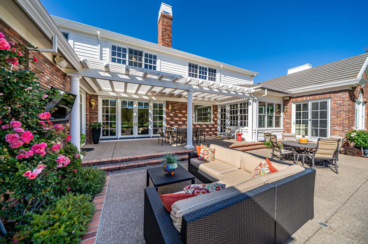 1833 Spumante Place, Ruby Hill