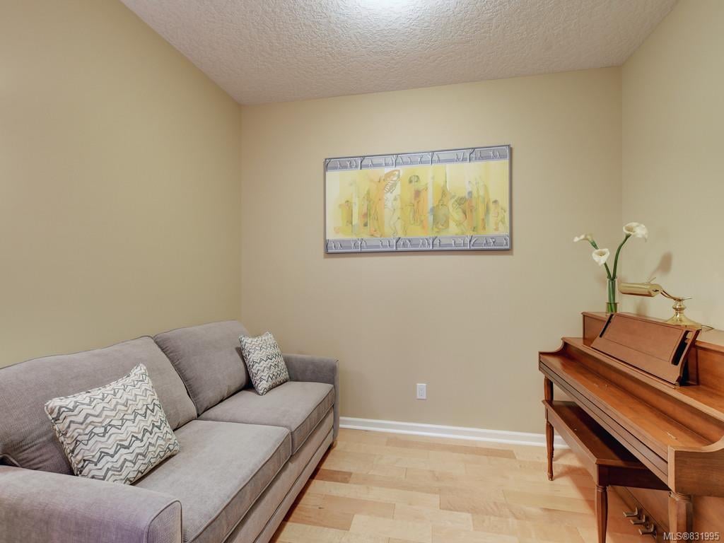 29-2363 Demamiel Dr, Sooke