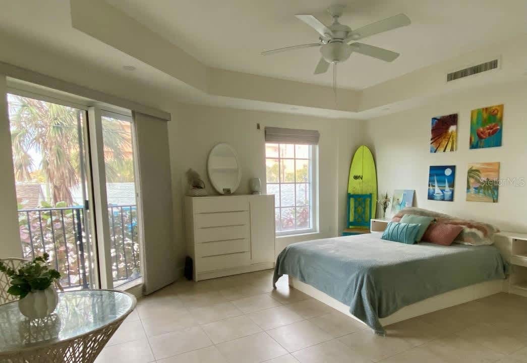 940 Gulf Blvd Unit 200