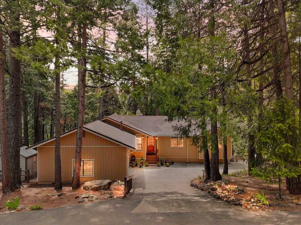 4412 Park Woods