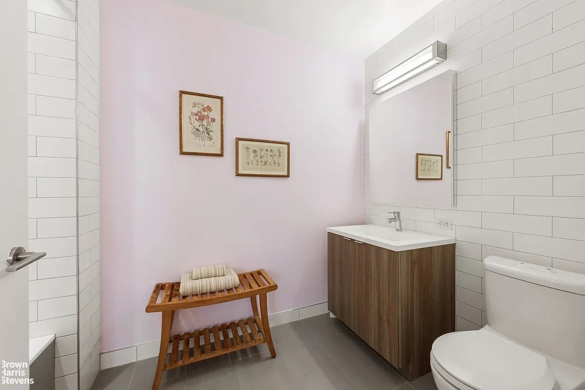 23 West 11th Street, Unit 7E