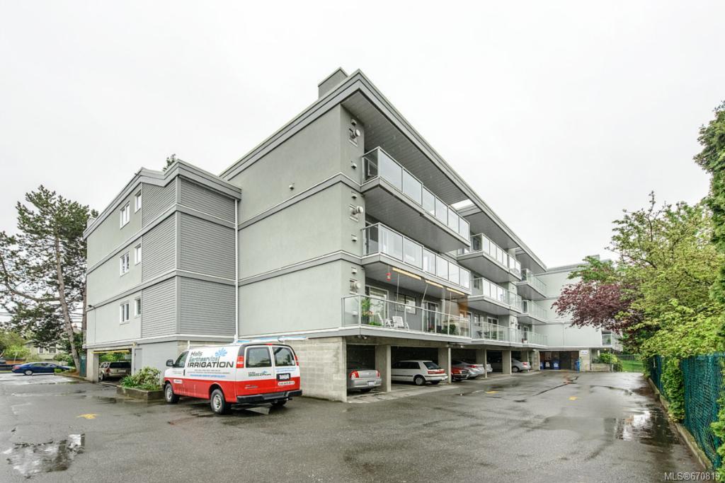 412-2022 Foul Bay Rd
