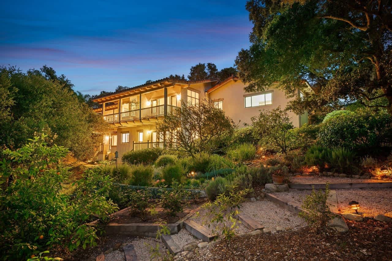 621 Cowles Rd