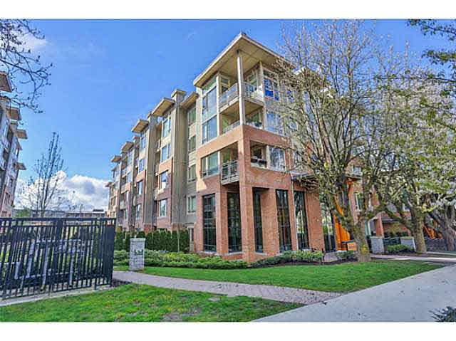 207-139 W 22nd St
